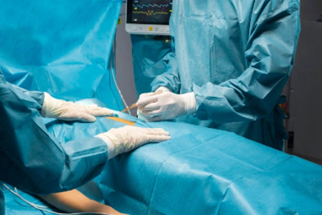 Dr. Diego García Caballero Especialista en Cirugía Laparoscópica y Cirugía Gastrointestinal